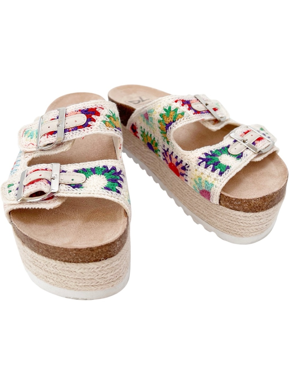 Dirty Laundry “Pretends” SZ 6.5 Crochet Platform Slide Sandals - Cream Multi